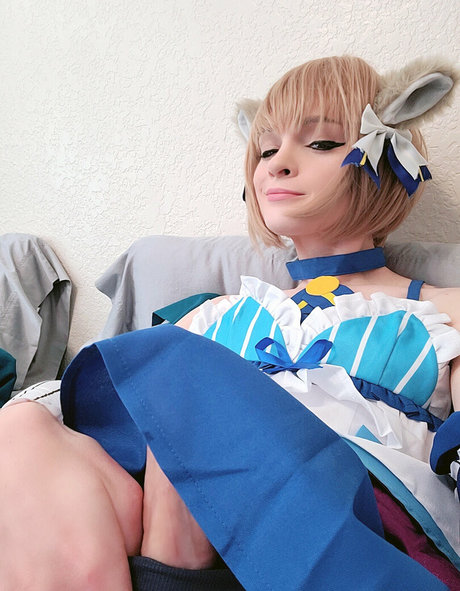 Trappy chan estrella desnuda fotos