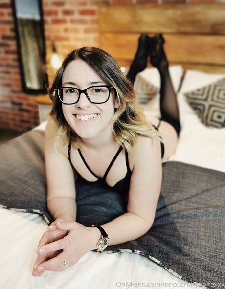 Innocenthotwifexxx actrice chaude img