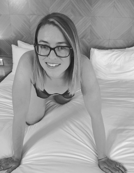 Innocenthotwifexxx estrella porno del sexo archivo