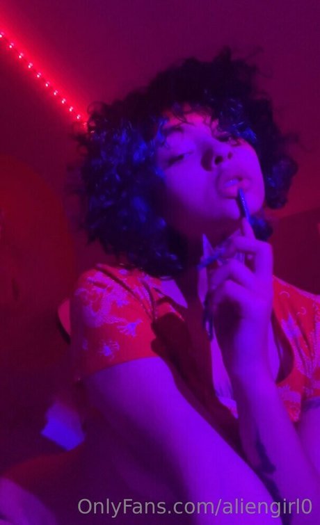aliengirl0 modelo exclusivo foto