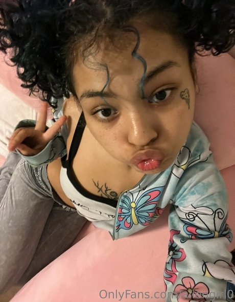 aliengirl0 bonita estrella porno imágenes