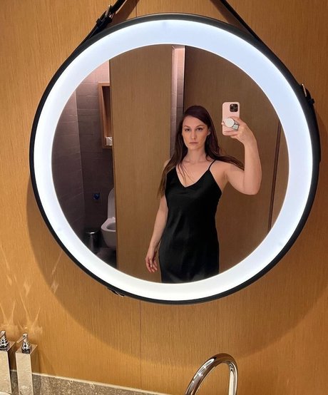 Sjokz haut de star du porno image