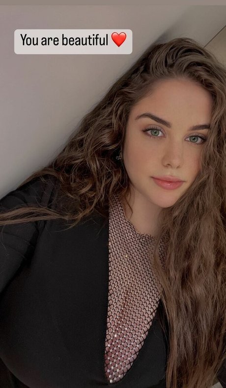 Katerina999 star du porno en haute qualité photo