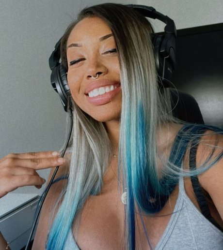 Ericka Bozeman modelo exclusivo imágenes