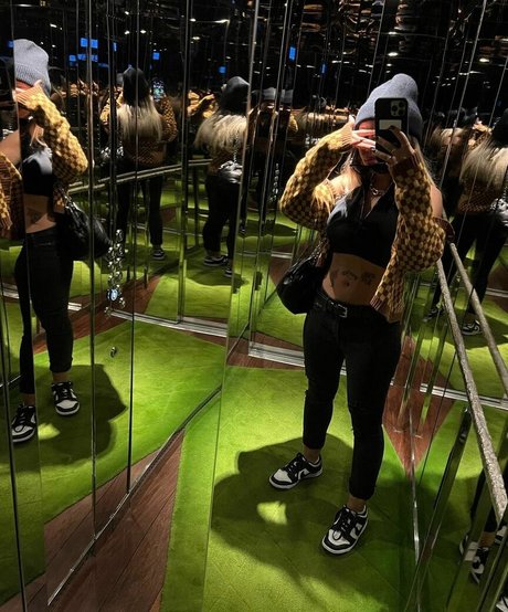 Ericka Bozeman estrella del arte imágenes