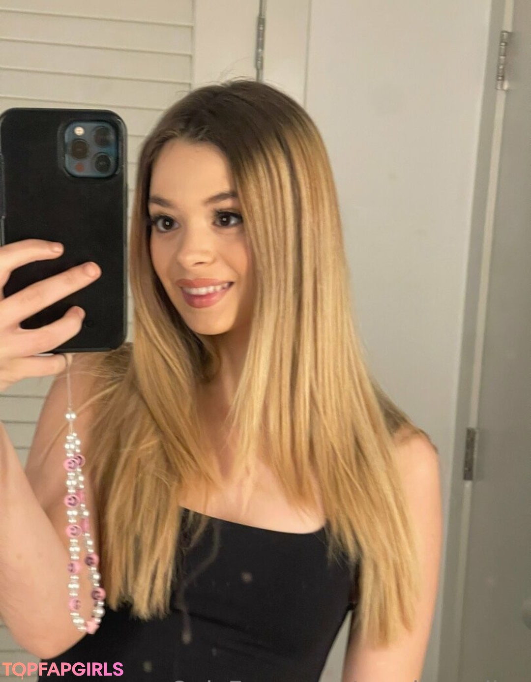 cute anal onlyfans beautiful picture