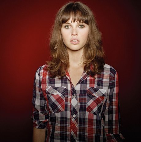 Felicity Jones nice actress picture
