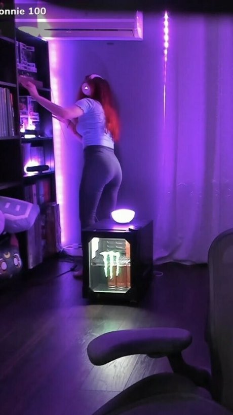 AnnieFuchsia sexo estrella porno archivo