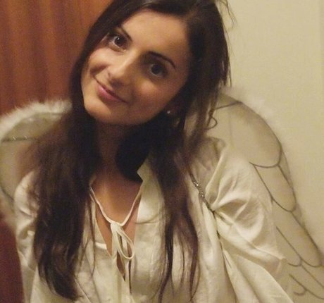 AnnieFuchsia haut modèle galeries