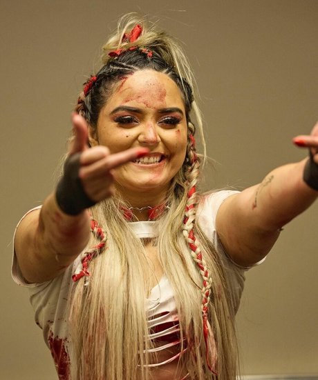 OnlyFans de nerd rondouillard art haute définition archive