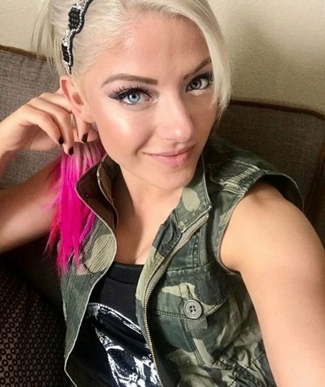 Alexa Bliss estrella recopilación