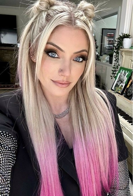 Alexa Bliss étoile de haute qualité galerie