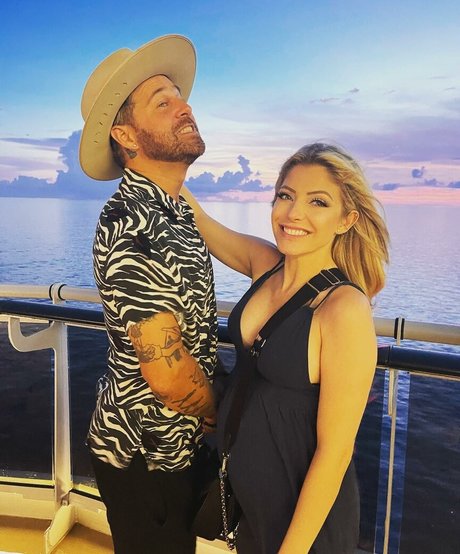 Alexa Bliss estrella porno en alta definición archivo