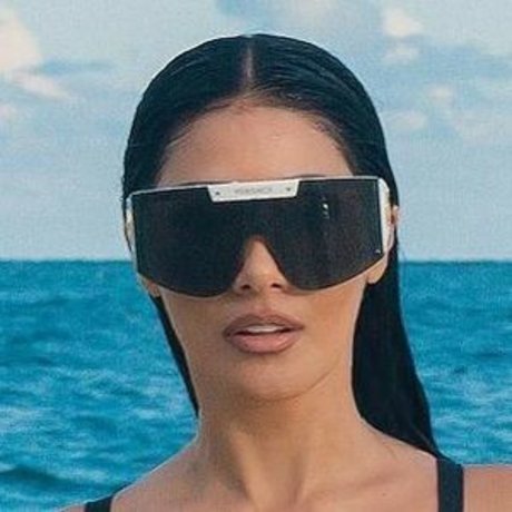 Simaria nus star du porno img