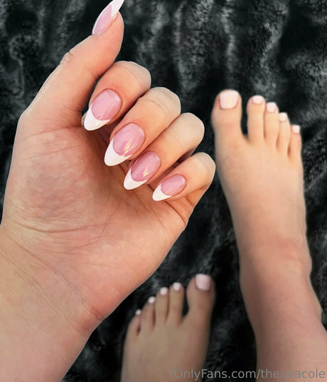 cute asian onlyfans nude img