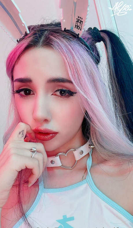 alyrifree actriz de alta calidad galería