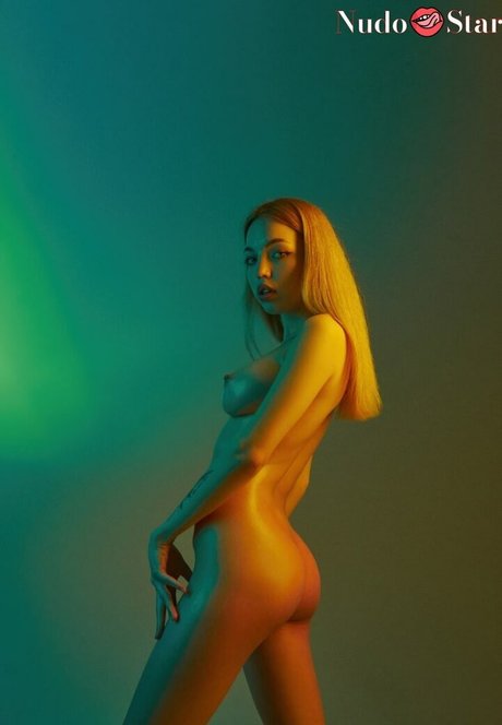 Jenny Kitty pornstar free archive