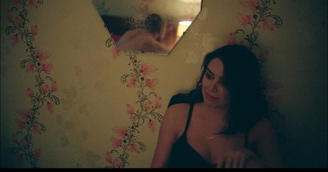 Margo Dumas étoile érotique images