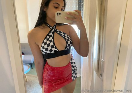 biancaswanfree hd actress pics