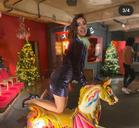 Anita Rani modelo pornografico galerías