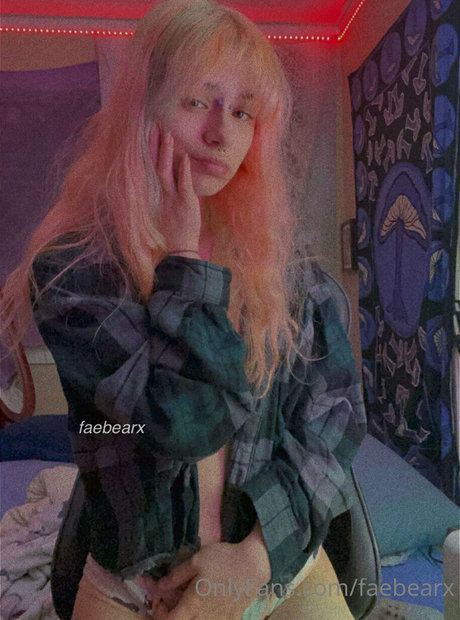 faebearx model sex photo