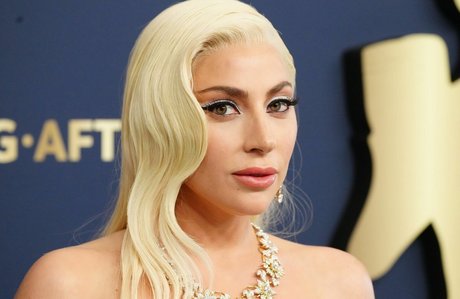 Lady Gaga star du porno de haute qualité archive