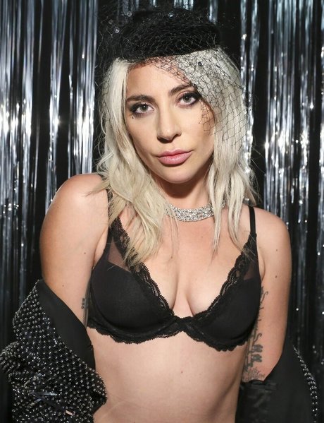 Lady Gaga beautiful star gallery