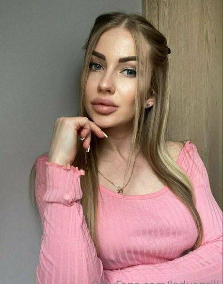 ladyaprill actrice de nus galerie