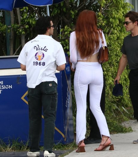 Sophie Turner nice pornstar image
