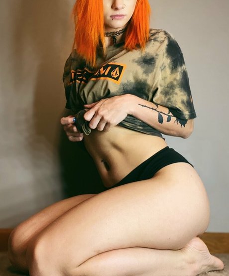 GiGi Dolan hermosa estrella porno galería