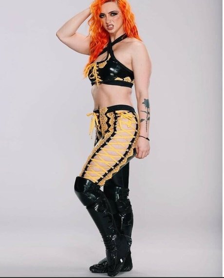 GiGi Dolan meilleur modèle galeries