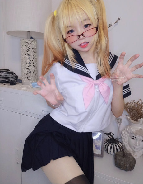 YaoYaoQwQ adult model photos