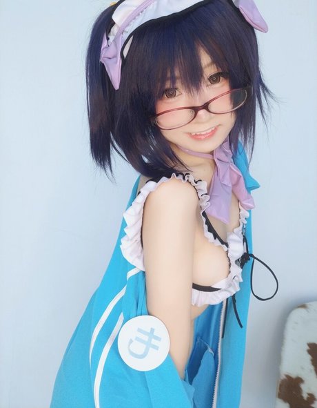 YaoYaoQwQ actrice parfaite img