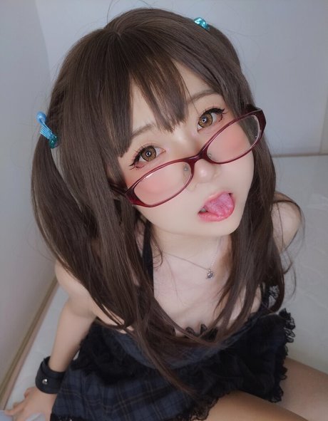 YaoYaoQwQ modelo exclusivo archivo