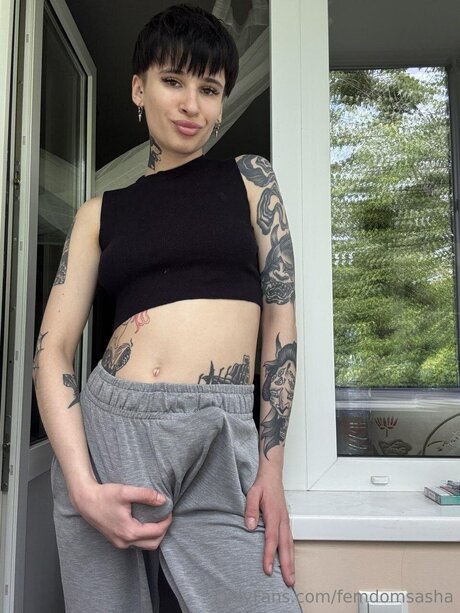 Femdomsasha estrella porno mejor archivo