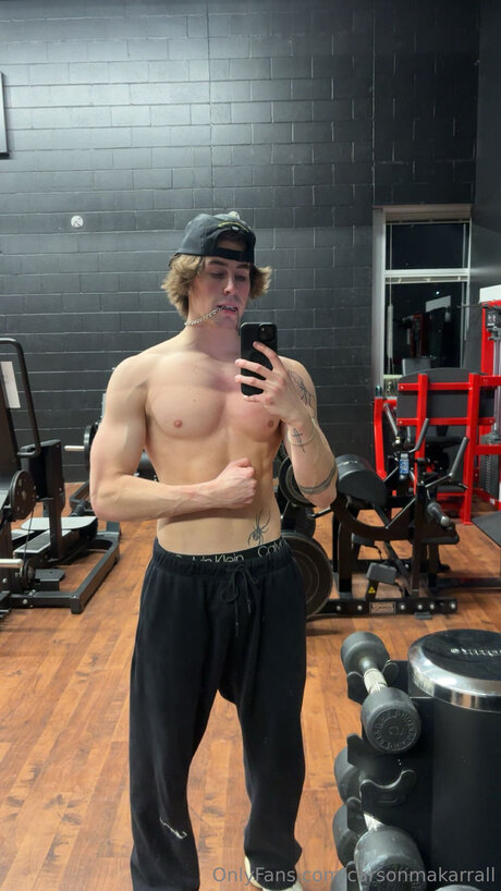 Carsonmakarrall star nude galleries