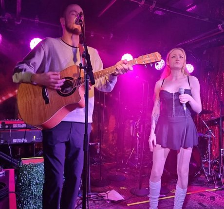 Janet Devlin actriz perfecta imagen