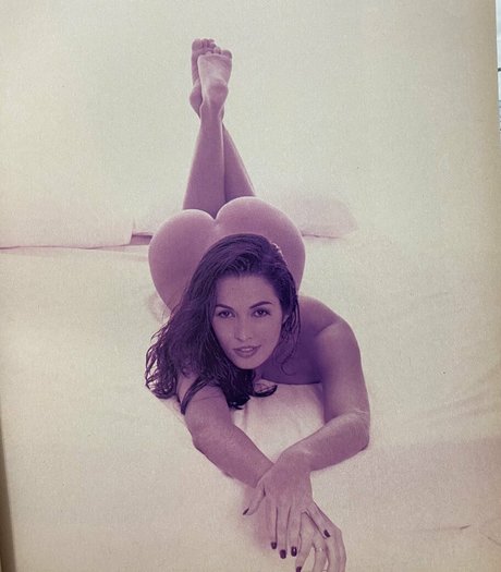 Nubia Oliver star exclusive img