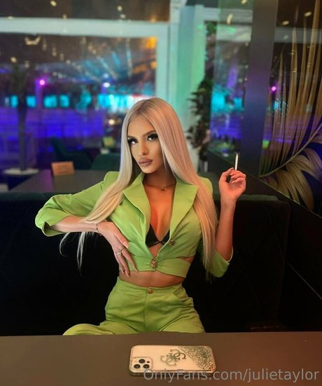 julietaylor actrice de sexe des photos