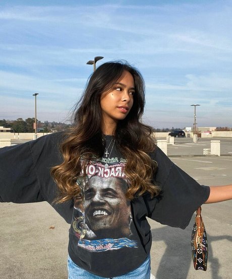 Buhnny actriz de alta calidad imagen