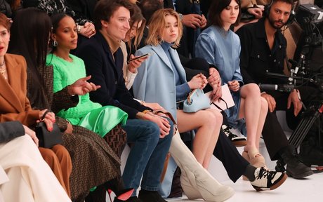 Milly Alcock jolie actrice des photos