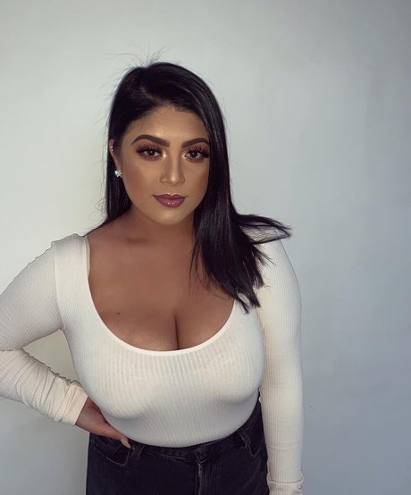 Lucia Yanez nudes pornstar pic