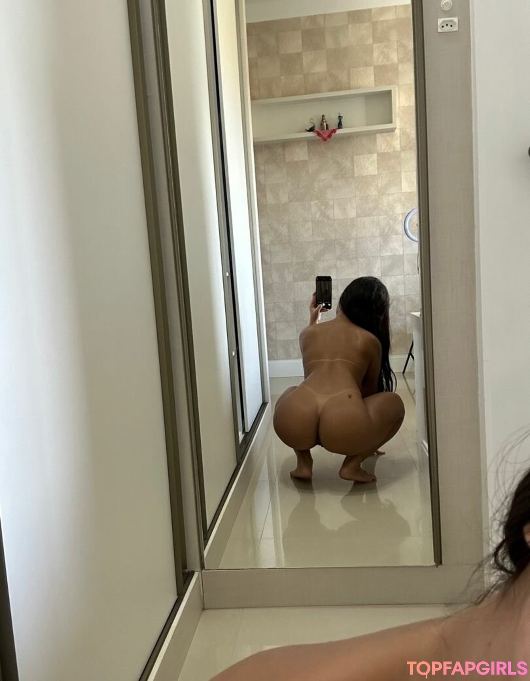 naked onlyfans exclusive photos