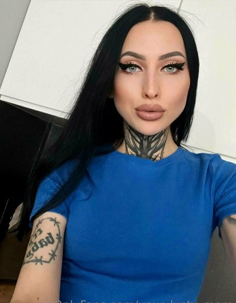 Your lusty mom actriz adulta fotos