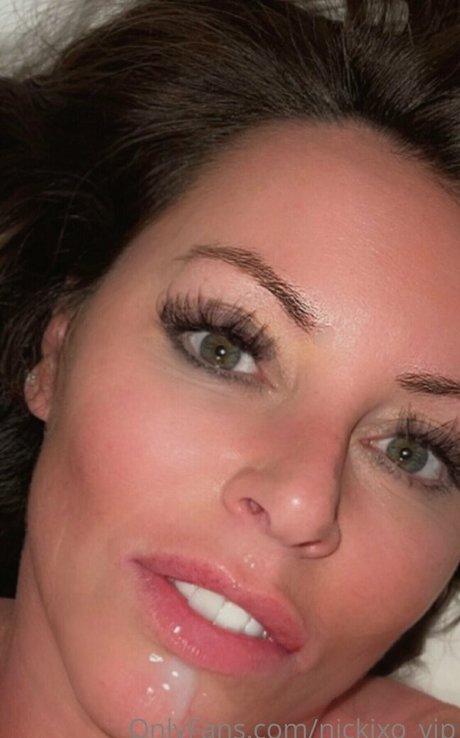 nickimammasol estrella erótica imagen