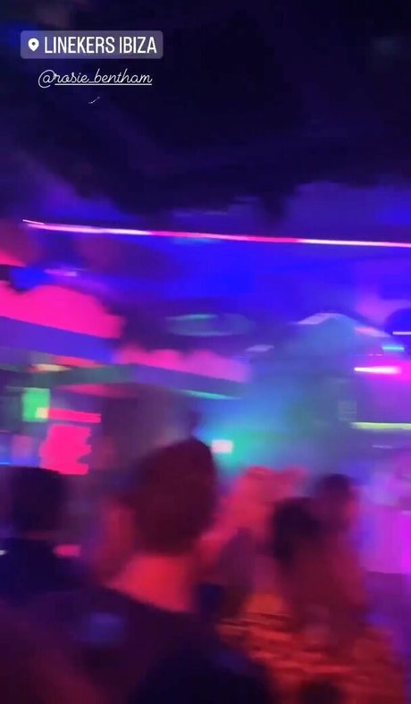 Rosie Bentham art de star du porno photo