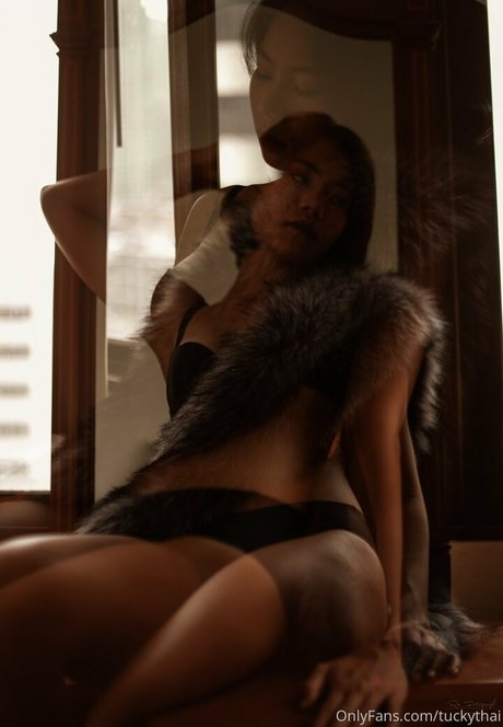 tuckythai star du porno gratuite image