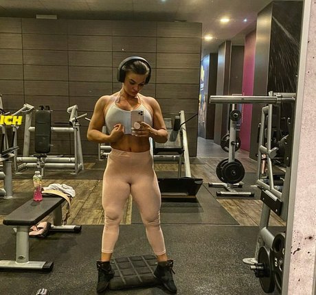 Sarah Slavo actriz xxx archivo