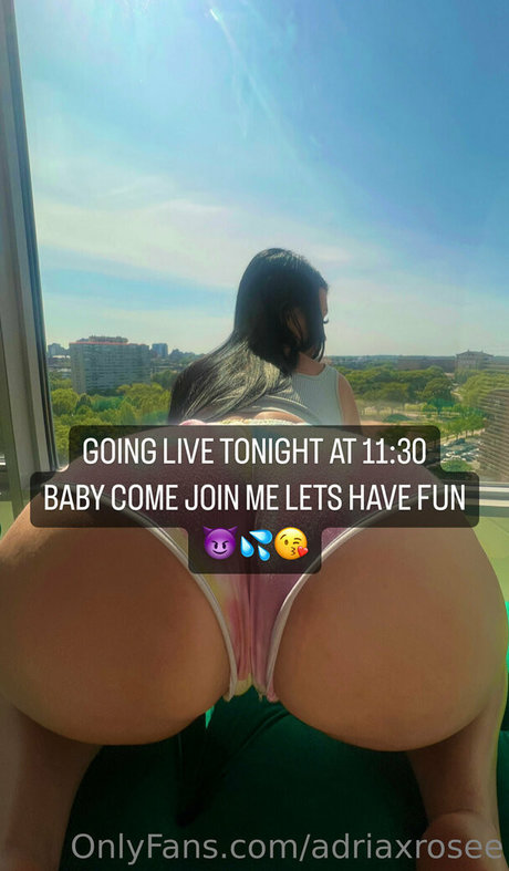 adriaxrosee actriz desnuda fotos