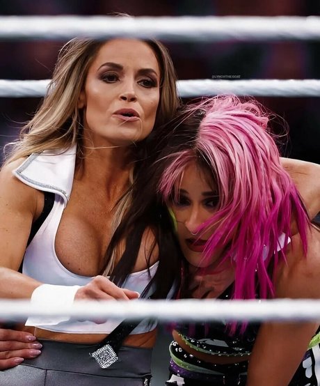 Trish Stratus actrice hd galerie